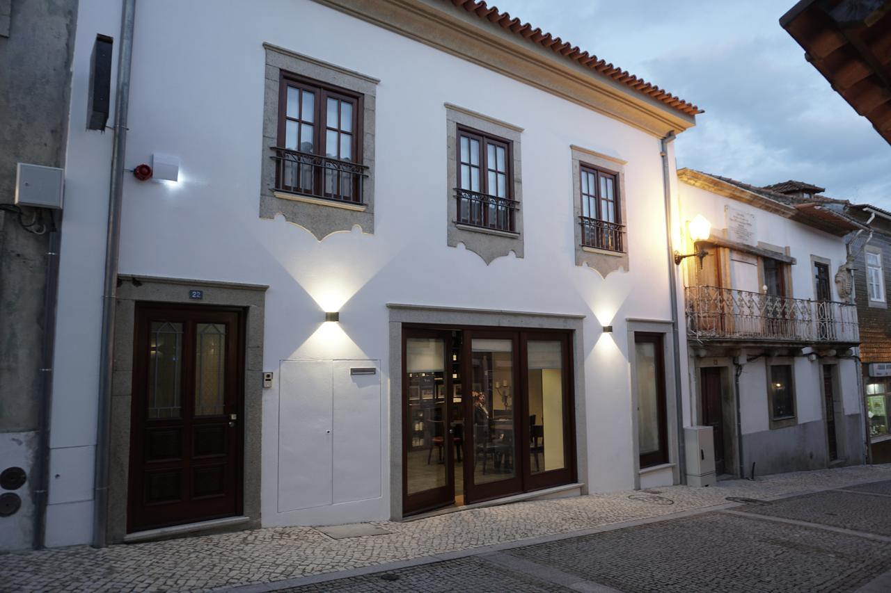 Feira Hostel & Suites Santa Maria da Feira Exteriör bild